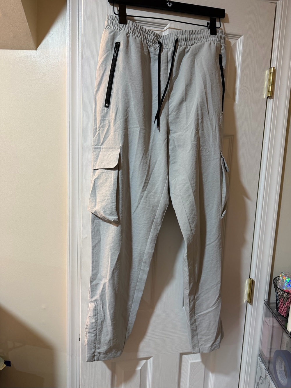 SHEIN Light Gray Cargo Jogger Pants with Zip Pockets